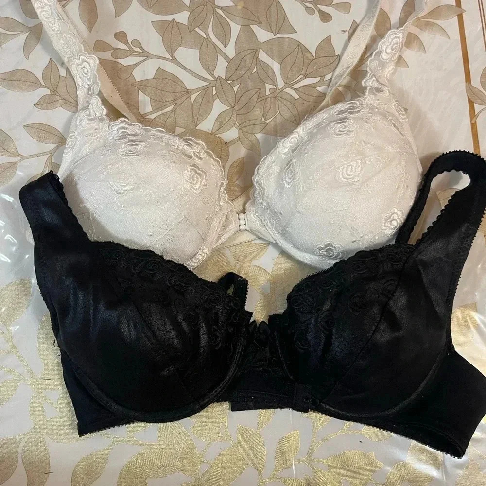 Set of 2 Lilyette Women Bra 34B black/white Floral Lace Push Up Underwire